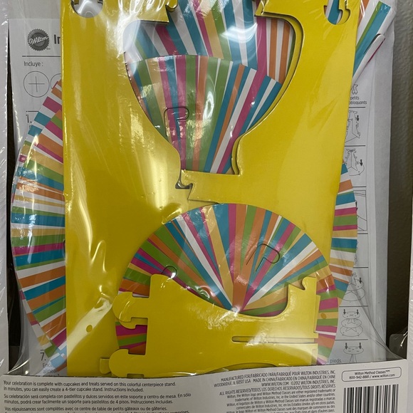 Wilton Party Supplies Set Of 3 Brand New Wilton Treat Stands Poshmark